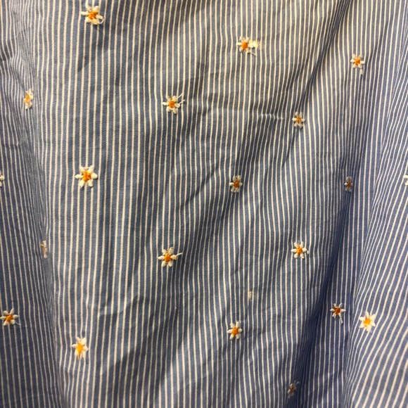 BRAND NEW!! Off the shoulder top! - Picture 2 of 2